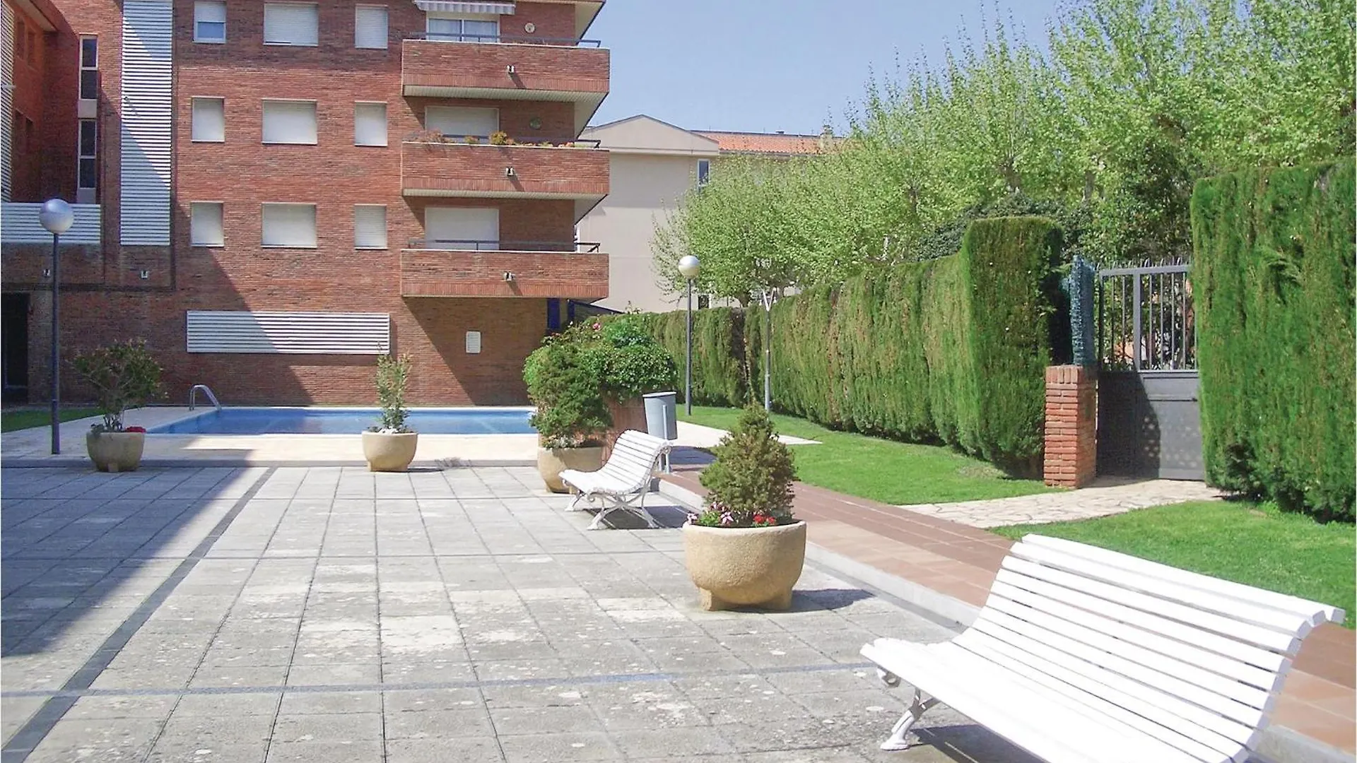 4 Bedroom Stunning Apartment In Tossa De Mar